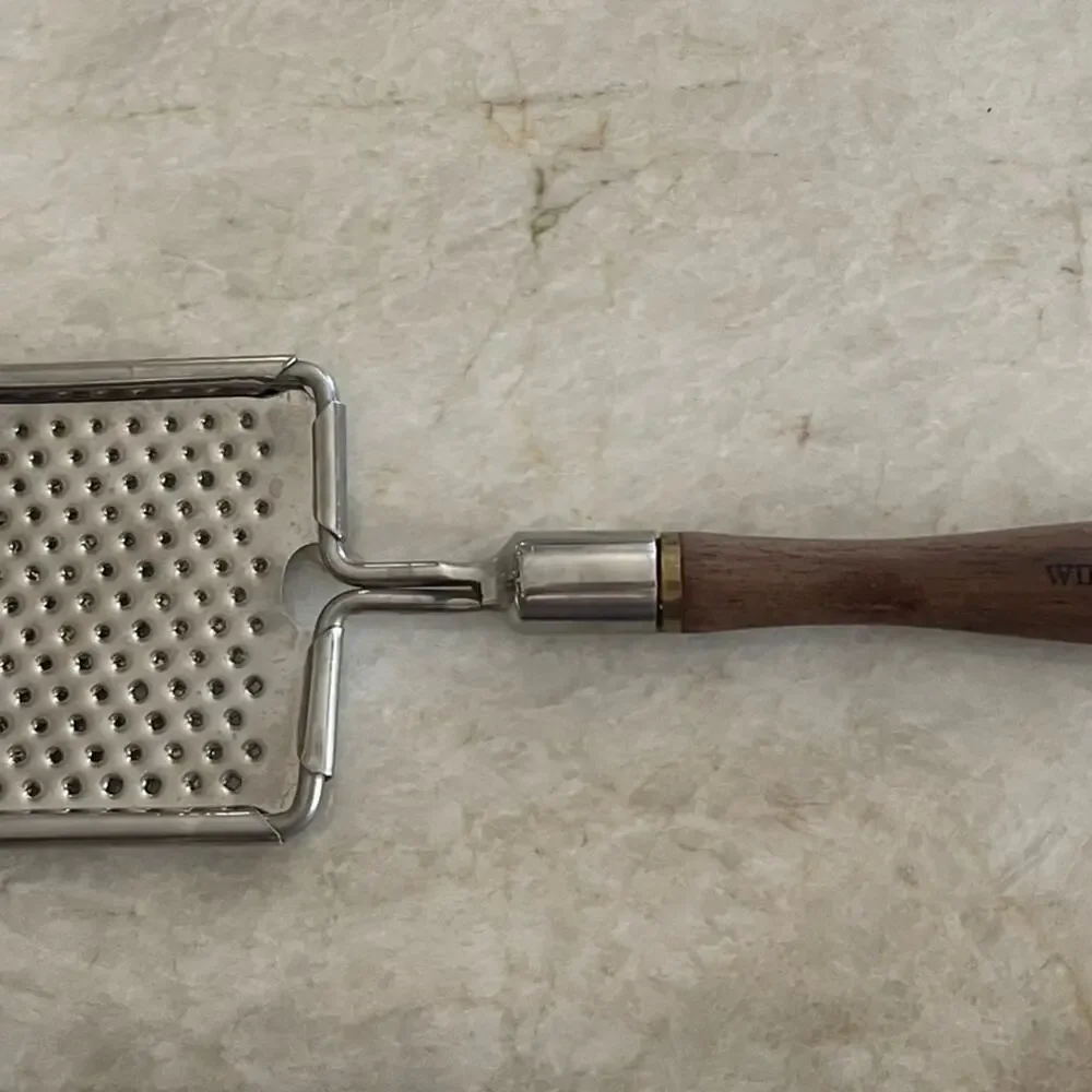 Vintage Williams Sonoma walnut handled grater